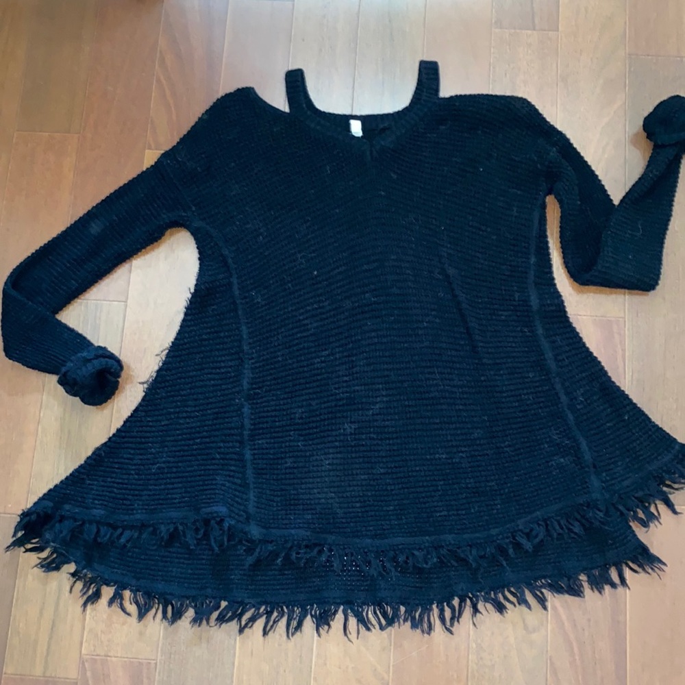 Long oversized black sweater
